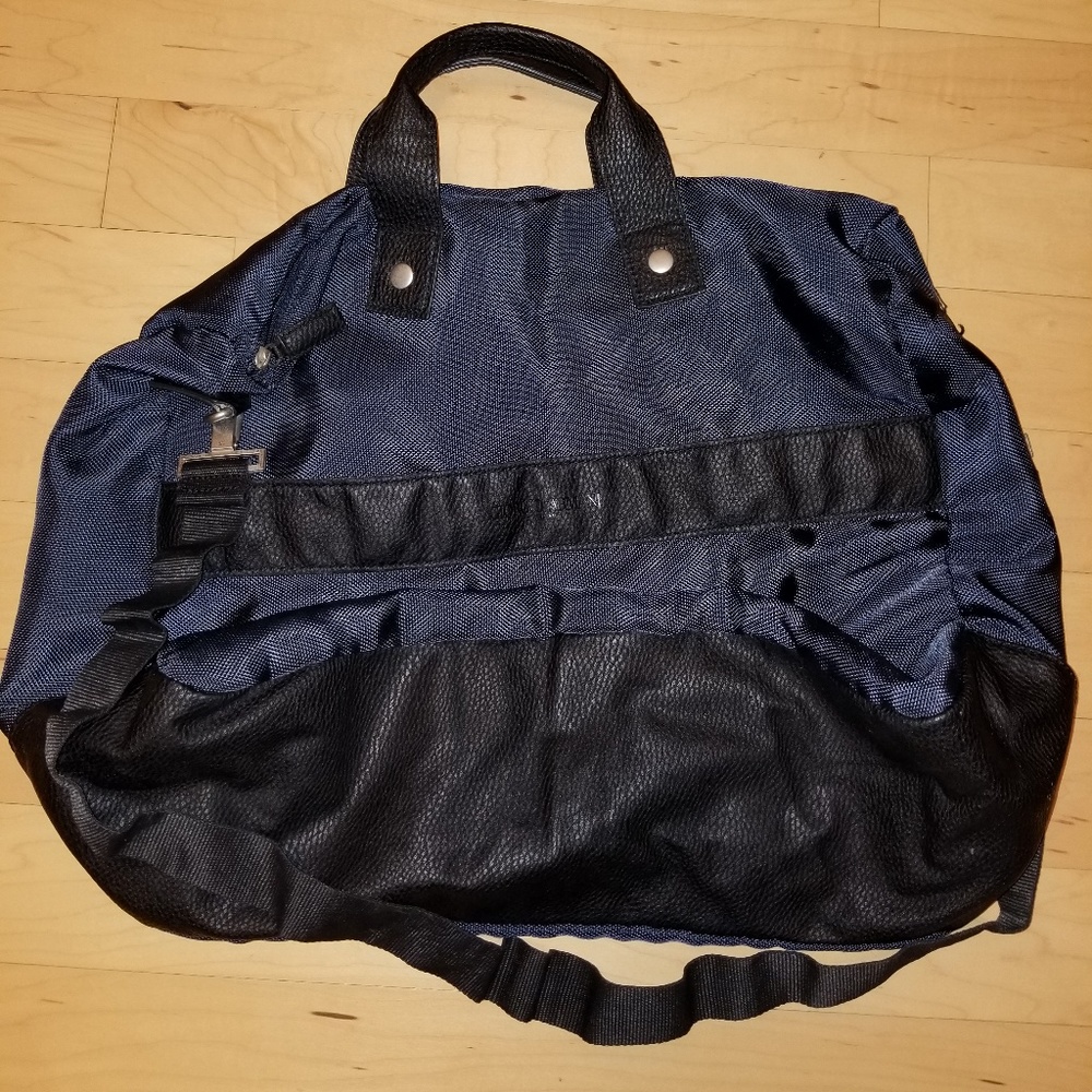 Men's Giorgio Armani Soft Leather Messenger Bag